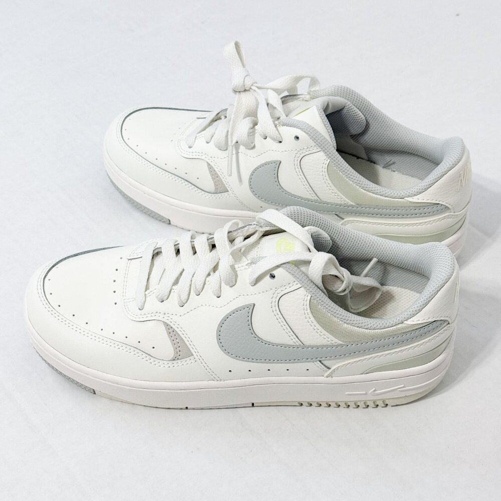 Nike NWOB Sz 9.5 Sail Silver women's Gamma Force Leather Shoes